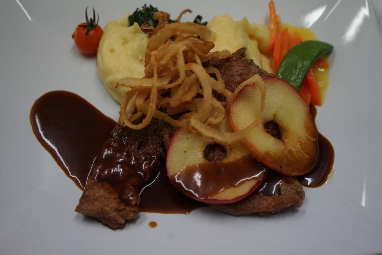 Hotel Restaurant Struemper Hof Мербуш Экстерьер фото